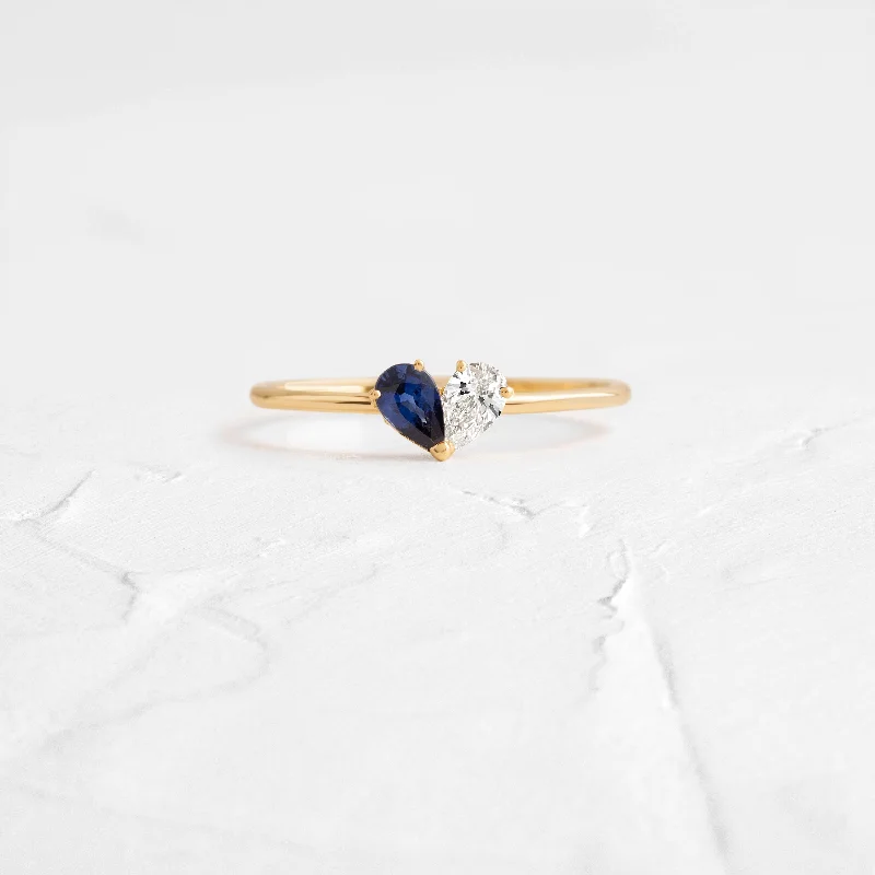 Overlap Heart Ring, Blue Sapphire