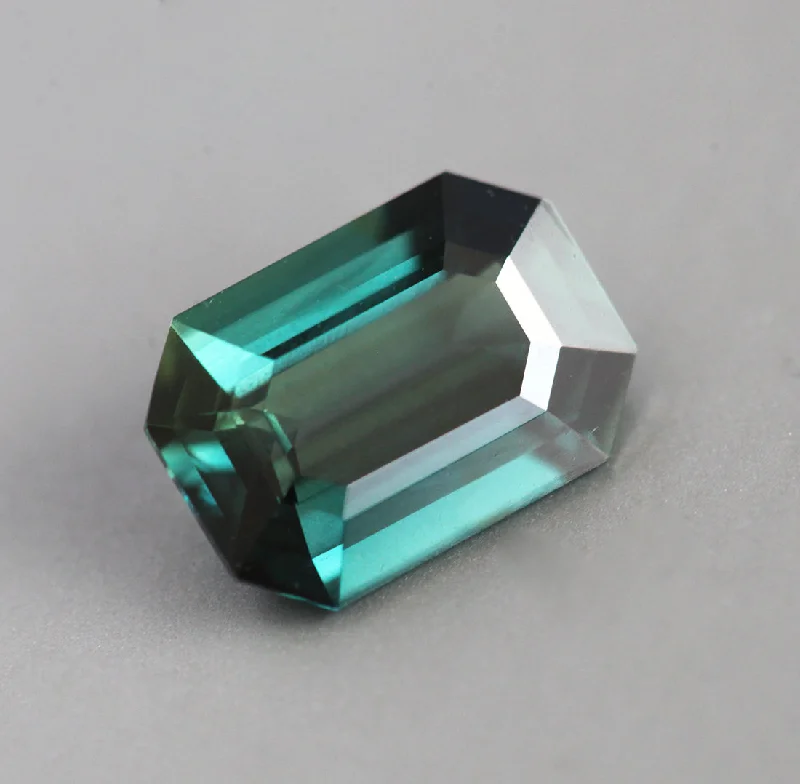 Limited-Time Jewelry Sale – Don't Miss These Deals Loose 2.30 Ct Octagon Teal Sapphire