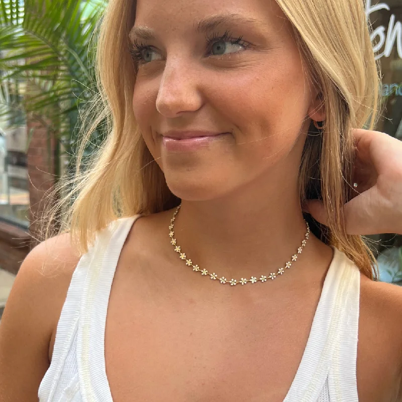 Trending Jewelry Styles Now At Limited-Time Discounts Daisy Choker