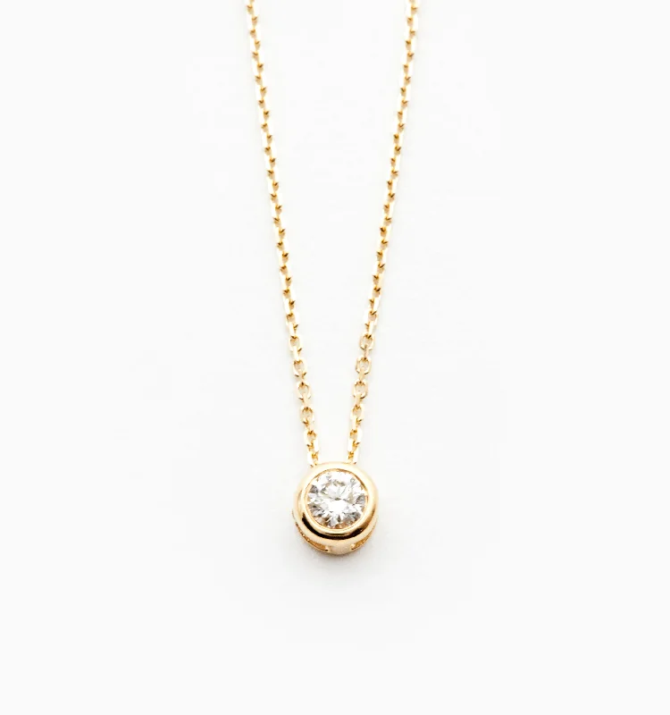 Limited-Time Offer On Elegant Jewelry Pieces Diamond Bezel Necklace In 14K Solid Gold