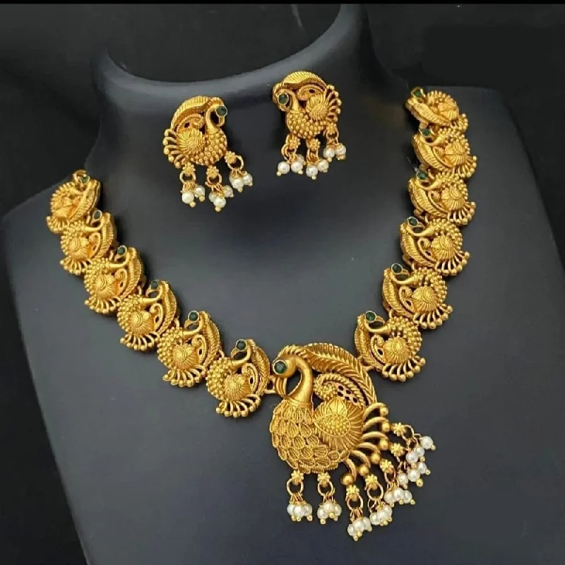 Affordable Luxury Jewelry – Style At A Great Price Lucentarts Jewellery Gold Plated Kundan Stone And Pearls Necklace Set