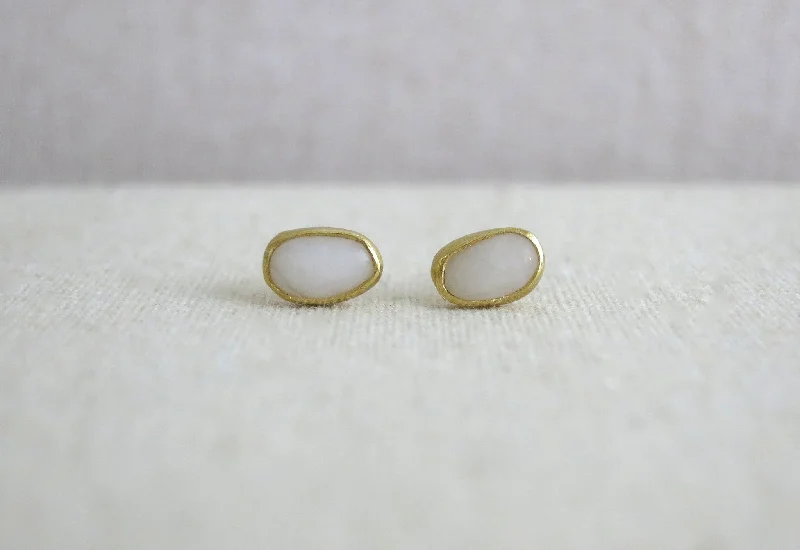 Shop Dazzling Rings, Earrings, And More At Special Discounts Small White Pebble Studs