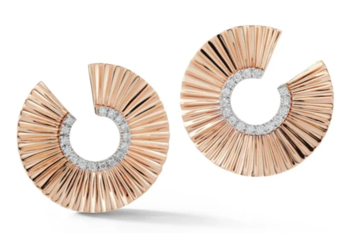 Fashion-Forward Jewelry At Incredible Prices Walters Faith 'CLIVE' Front Facing Fluted Hoop Earrings