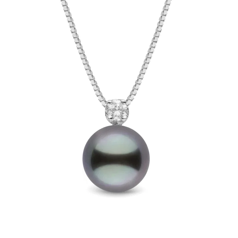 High-End Jewelry, Now More Affordable Than Ever North Star Collection 9.0-10.0 mm Tahitian Pearl and Diamond Pendant