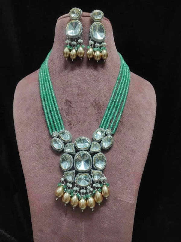 Kundan Necklace With Multistrand Beeds